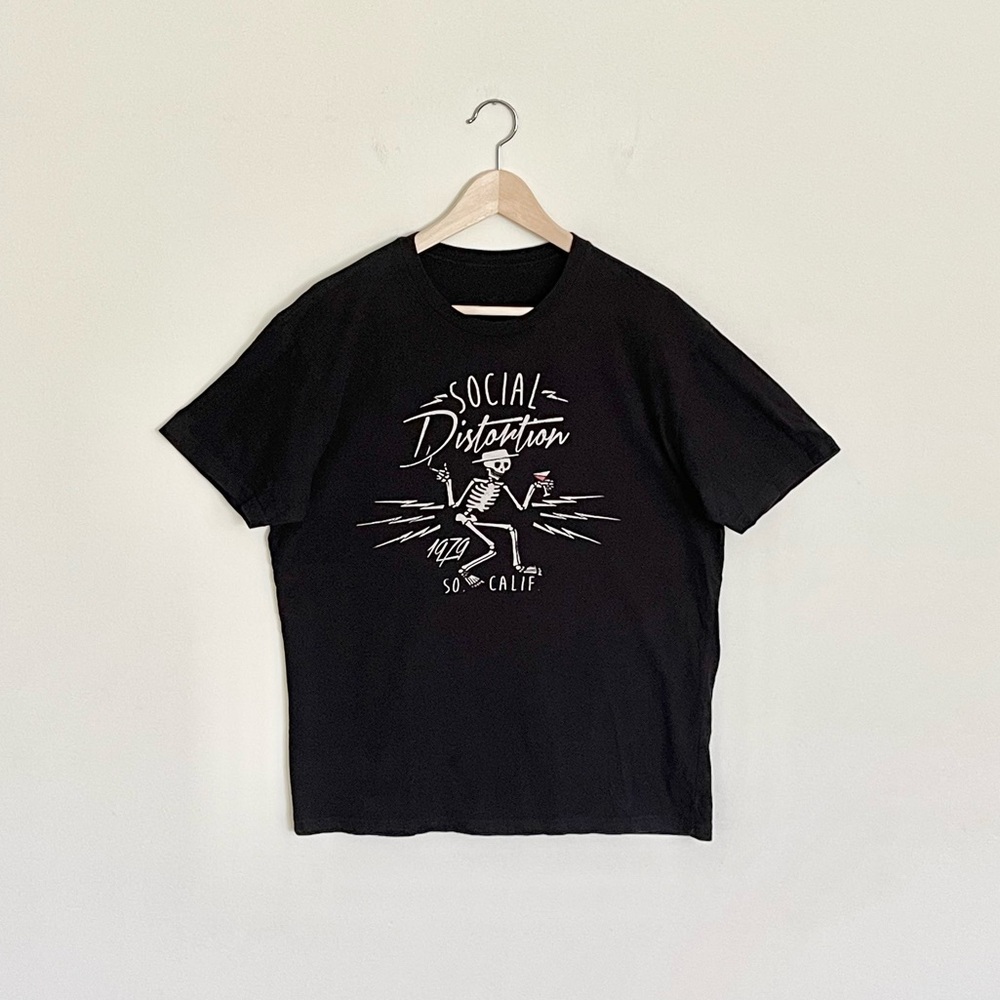 Social Distortion Electric Skelly Graphic Black Concert T Shirt Adult Large